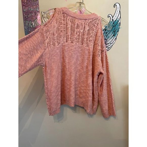 Women's Coco + Jamison Cold Shoulder Sweater - Picture 4 of 5